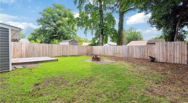 Photo of 504 Day St, Hampton, VA 23661
