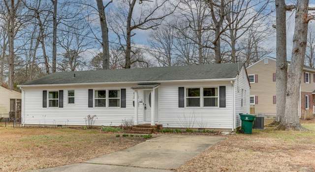 Photo of 138 Bret Harte Dr, Newport News, VA 23602