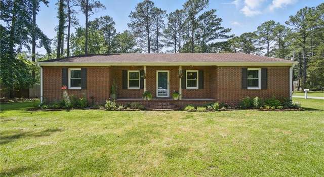 Photo of 200 Deepwater Dr, Chesapeake, VA 23322