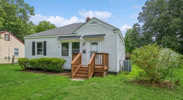 Photo of 40 Cavalier Rd, Hampton, VA 23669