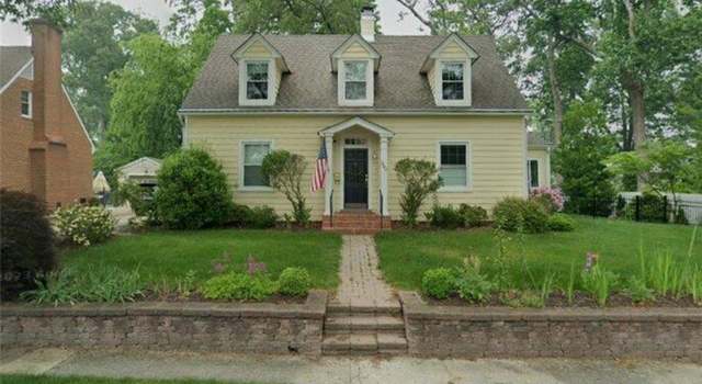 Photo of 300 Park Pl, Newport News, VA 23601