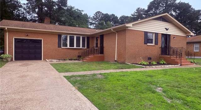Photo of 1303 Warfield Dr, Portsmouth, VA 23701