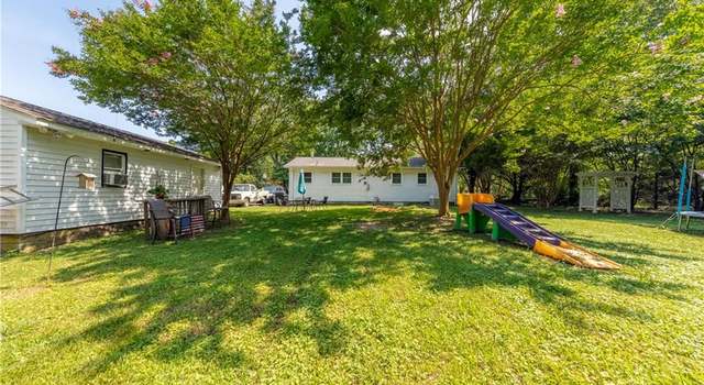 Photo of 215 Skimino Rd, Williamsburg, VA 23188