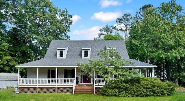Photo of 585 Morse Point Rd, Port Haywood, VA 23138