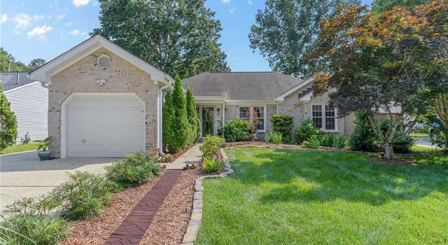 Photo of 1813 Castleton Ct, Virginia Beach, VA 23454