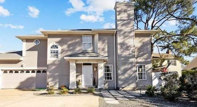 Photo of 118 72nd St, Virginia Beach, VA 23451