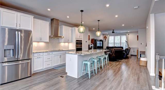 Photo of 112 Bimini Ln, Williamsburg, VA 23188