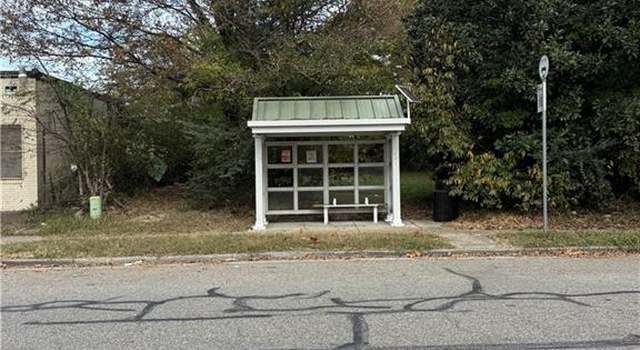 Photo of 954958 Ivy Ave, Newport News, VA 23607