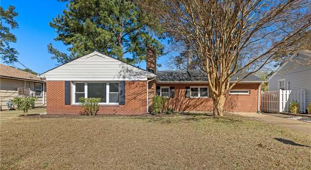 Photo of 932 Defoe Ave, Norfolk, VA 23513