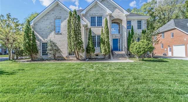 Photo of 917 Country Club Blvd, Chesapeake, VA 23322