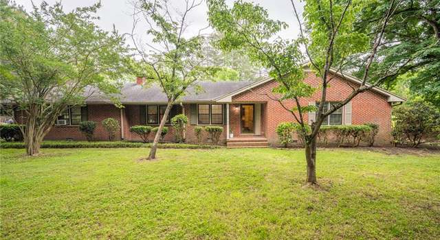 Photo of 131 E Pinecrest Rd, Wakefield, VA 23888
