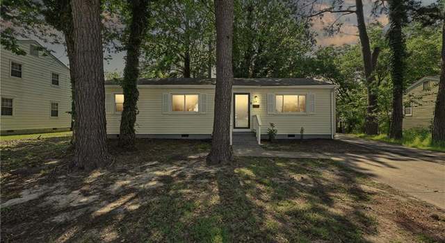 Photo of 128 Eastlawn Dr, Hampton, VA 23664