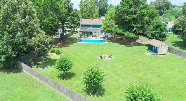 Photo of 805 Saddleback Trail Rd, Chesapeake, VA 23322