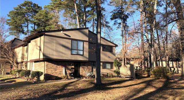 Photo of 1036 Willow Green Dr, Newport News, VA 23602