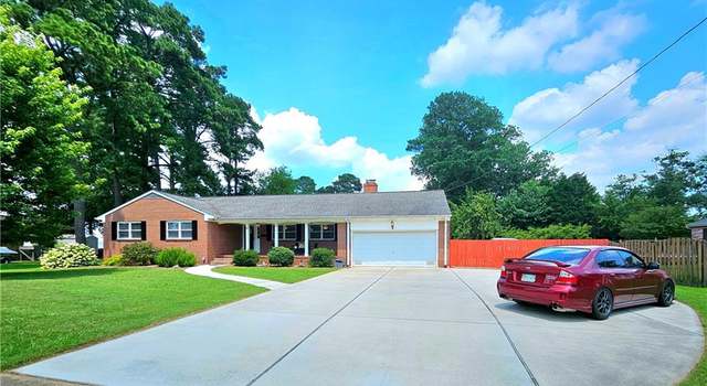 Photo of 4 Lands End Cir, Hampton, VA 23669