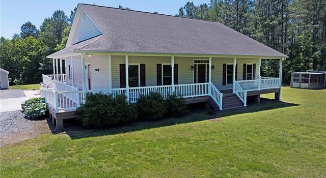 Photo of 12525 Blands Farm Rd, Saluda, VA 23149