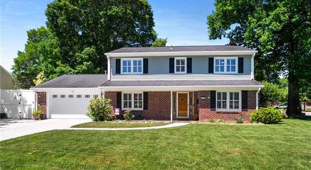Property at 899 Cambridge Dr, Virginia Beach, VA 23454, 4 beds, 2.5 baths