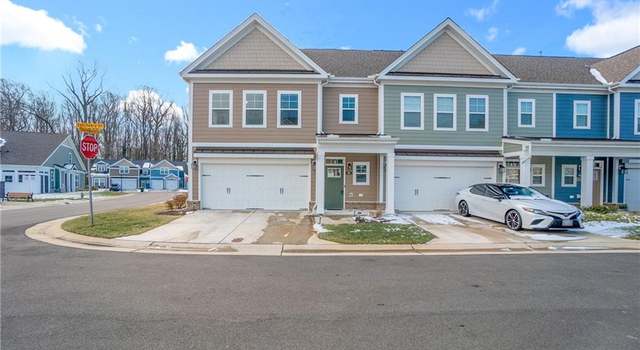 Photo of 101 Sanctuary Dr, Suffolk, VA 23435