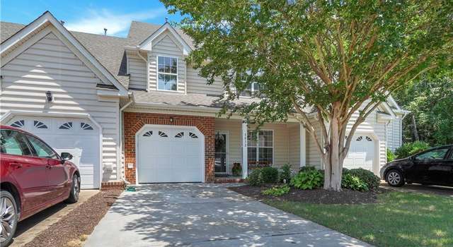 Photo of 5032 Prestwick St, Suffolk, VA 23435