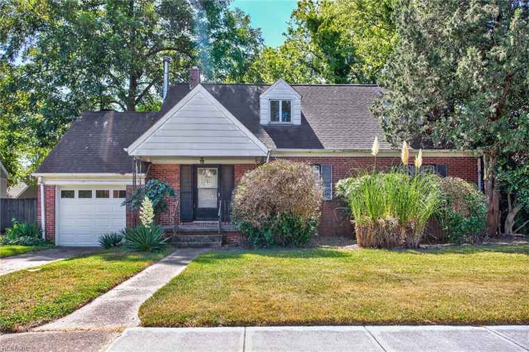 Photo of 1035 Manchester Ave Norfolk, VA 23508