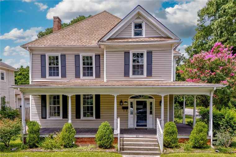 Photo of 301 Linden Ave Suffolk, VA 23434