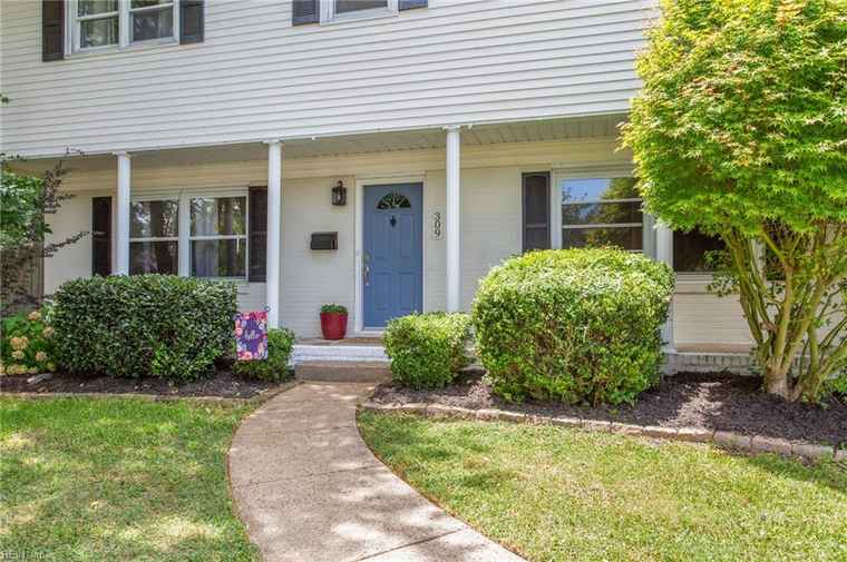 Photo of 309 Gainsborough Ct Virginia Beach, VA 23462