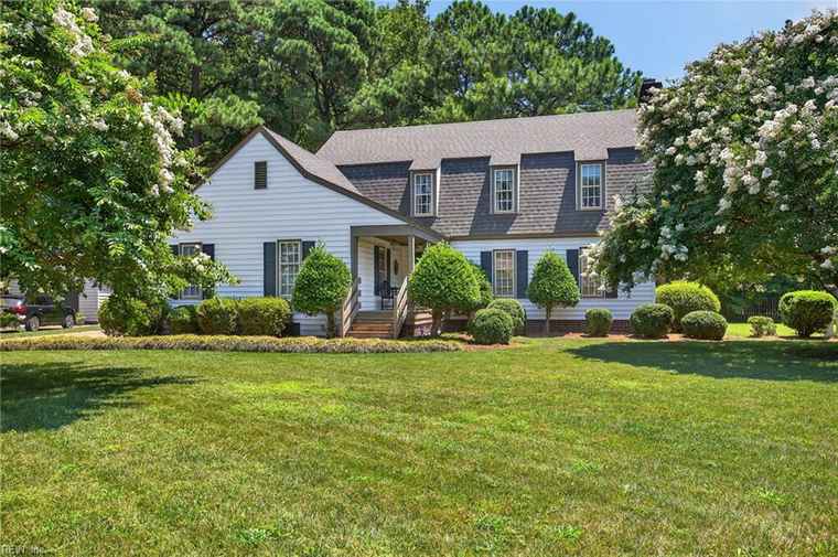 Photo of 3411 Anita Cir Chesapeake, VA 23321