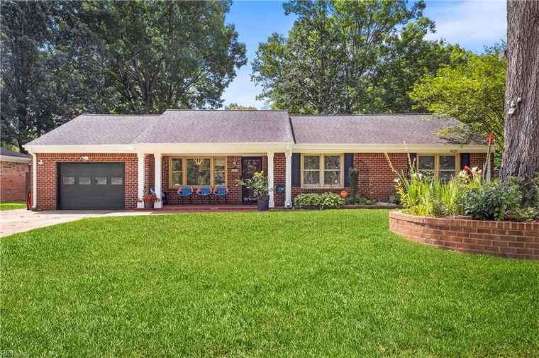 Photo of 6299 Drew Dr Virginia Beach, VA 23464