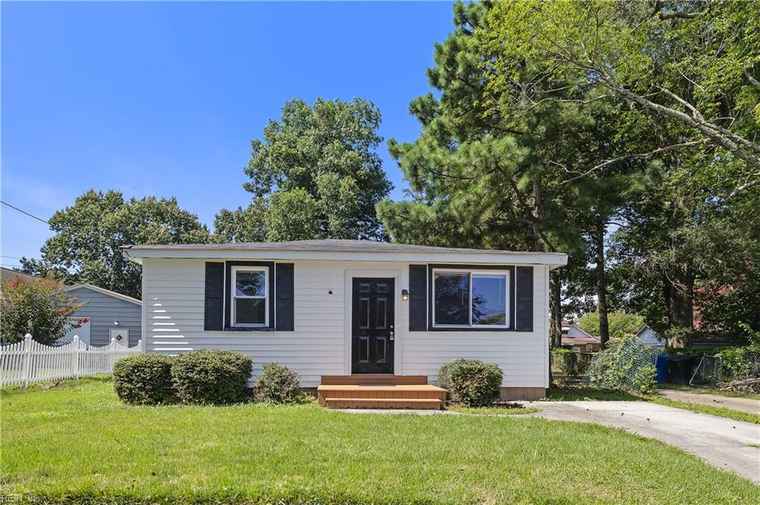 Photo of 1059 Hope Ave Virginia Beach, VA 23451