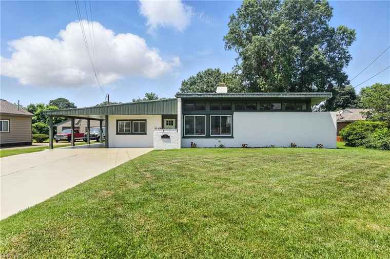 Photo of 112 Ivy Home Rd Hampton, VA 23669