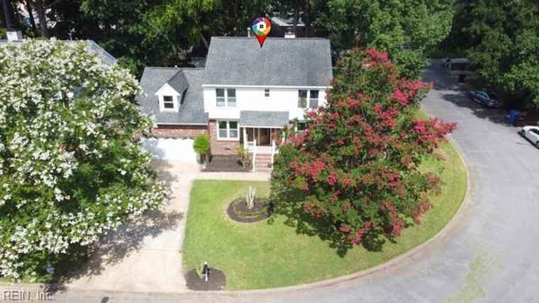 Photo of 424 Supplejack Ct Chesapeake, VA 23320