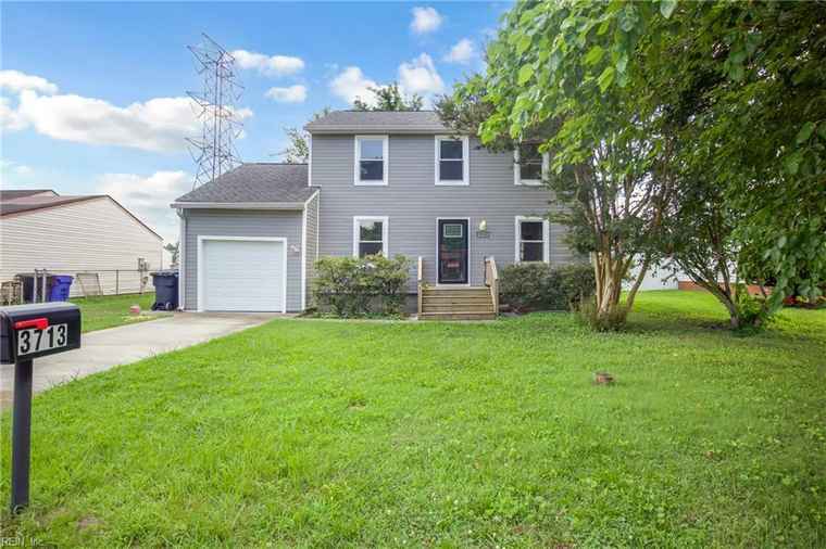 Photo of 3713 Woodmere Dr Portsmouth, VA 23703