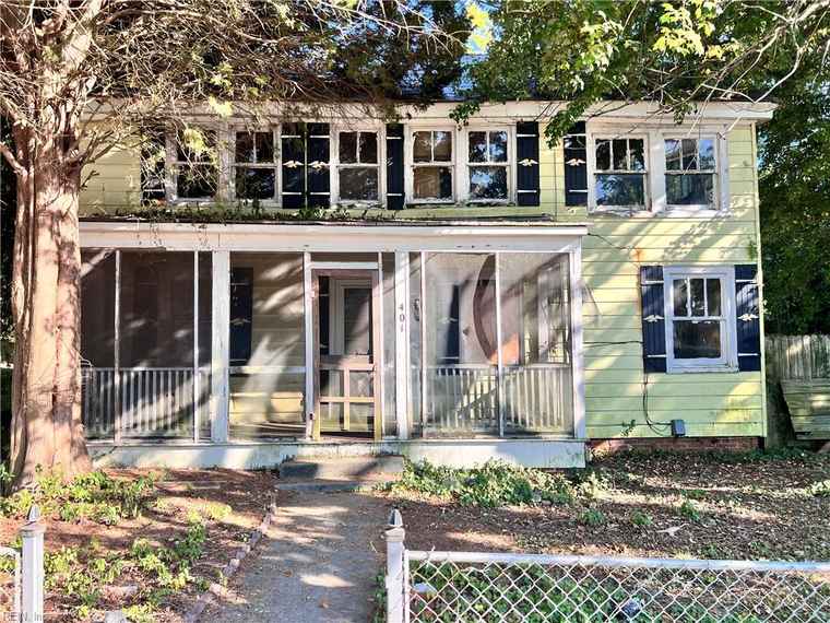 Photo of 401 S Curry St Hampton, VA 23663