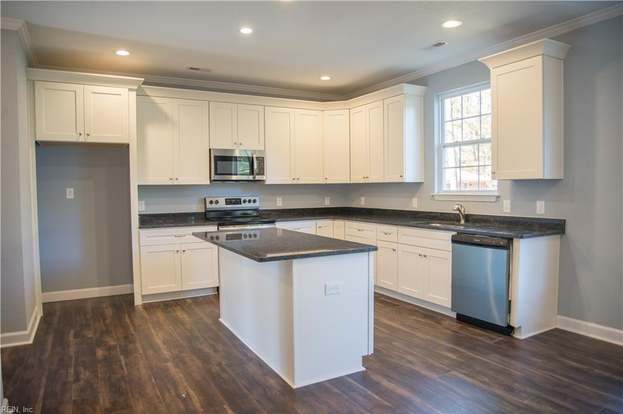 463 Menchville Rd S Newport News Va 23602 4 Beds 2 5 Baths