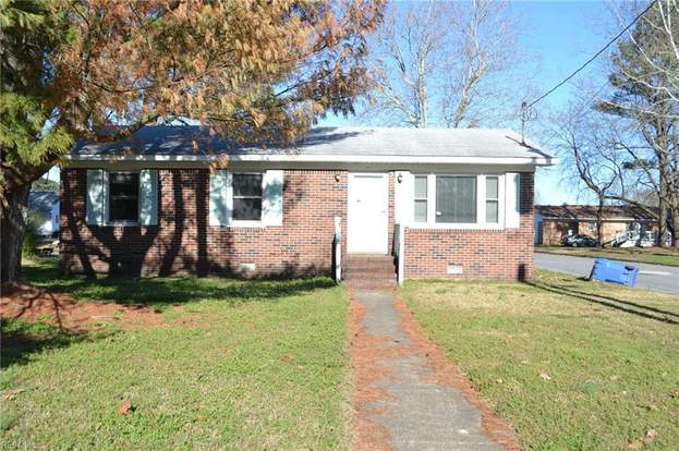 215 Hogart St Franklin Va 23851 Mls 10179219 Redfin 215 Hogart St Franklin Va 23851