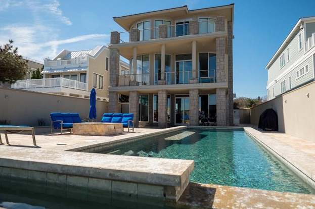 542 S Atlantic Ave Virginia Beach Va 23451 Mls 10114863 Redfin 542 S Atlantic Ave Virginia Beach Va 23451