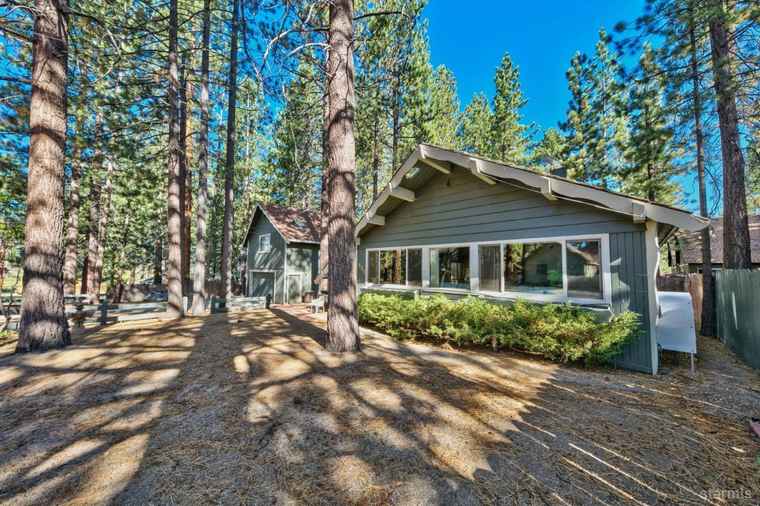 Photo of 695 Los Angeles Ave South Lake Tahoe, CA 96150