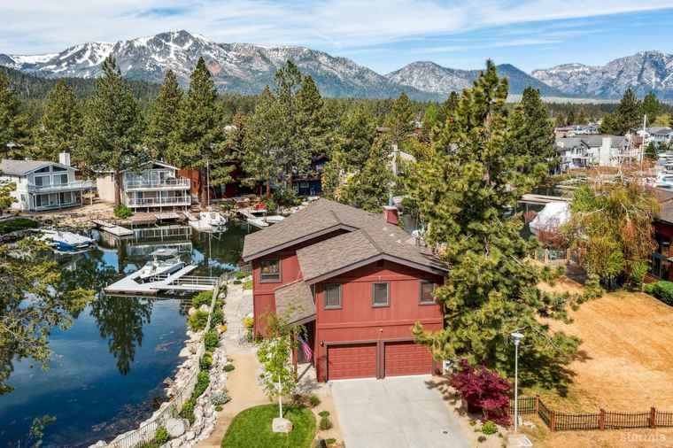 Photo of 436 Emerald Dr South Lake Tahoe, CA 96150