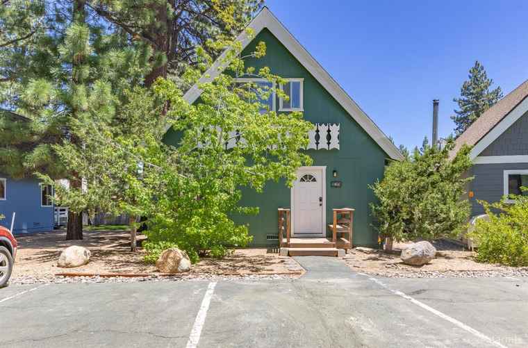 Photo of 923 Sagewood Dr South Lake Tahoe, CA 96150