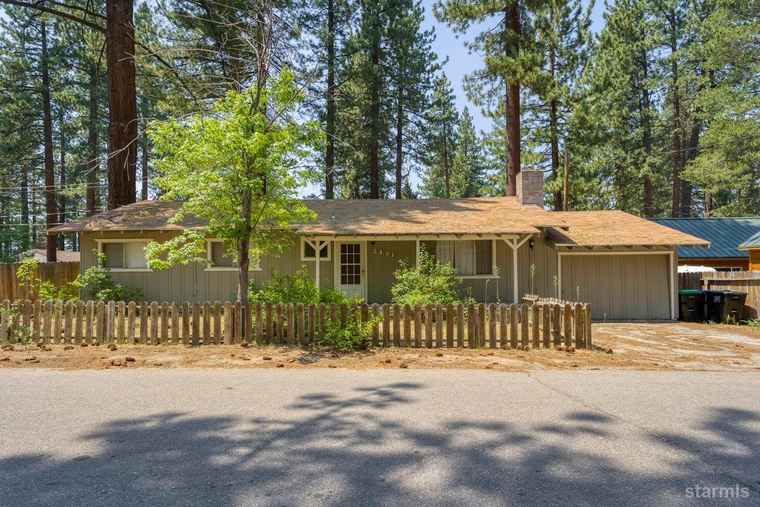 Photo of 2481 Knox Ave South Lake Tahoe, CA 96150