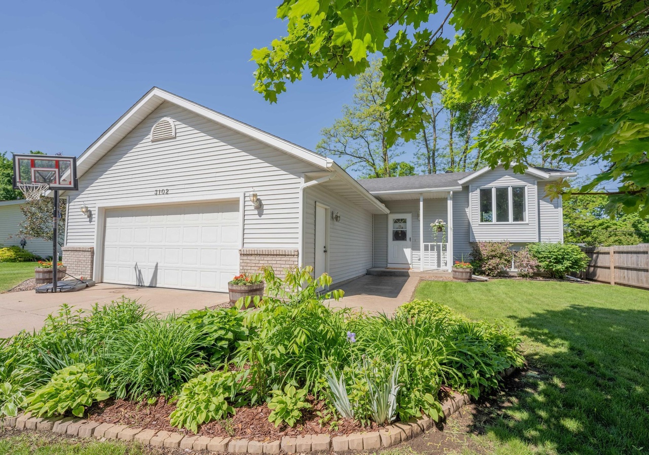 3102 Rudolph Rd Eau Claire WI 54701 MLS 5769070 Redfin 3102 Rudolph Rd Eau Claire WI 54701 MLS 5769070 Redfin