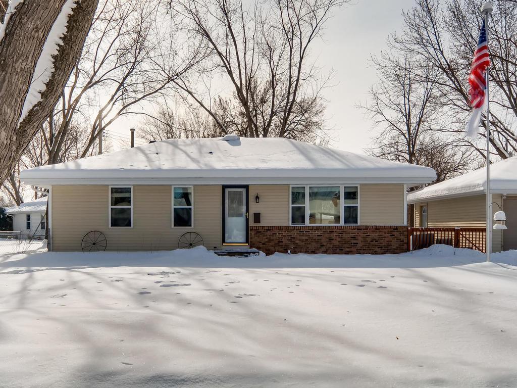 4917 W 82nd St Bloomington Mn 55437 Mls 5149183 Redfin
