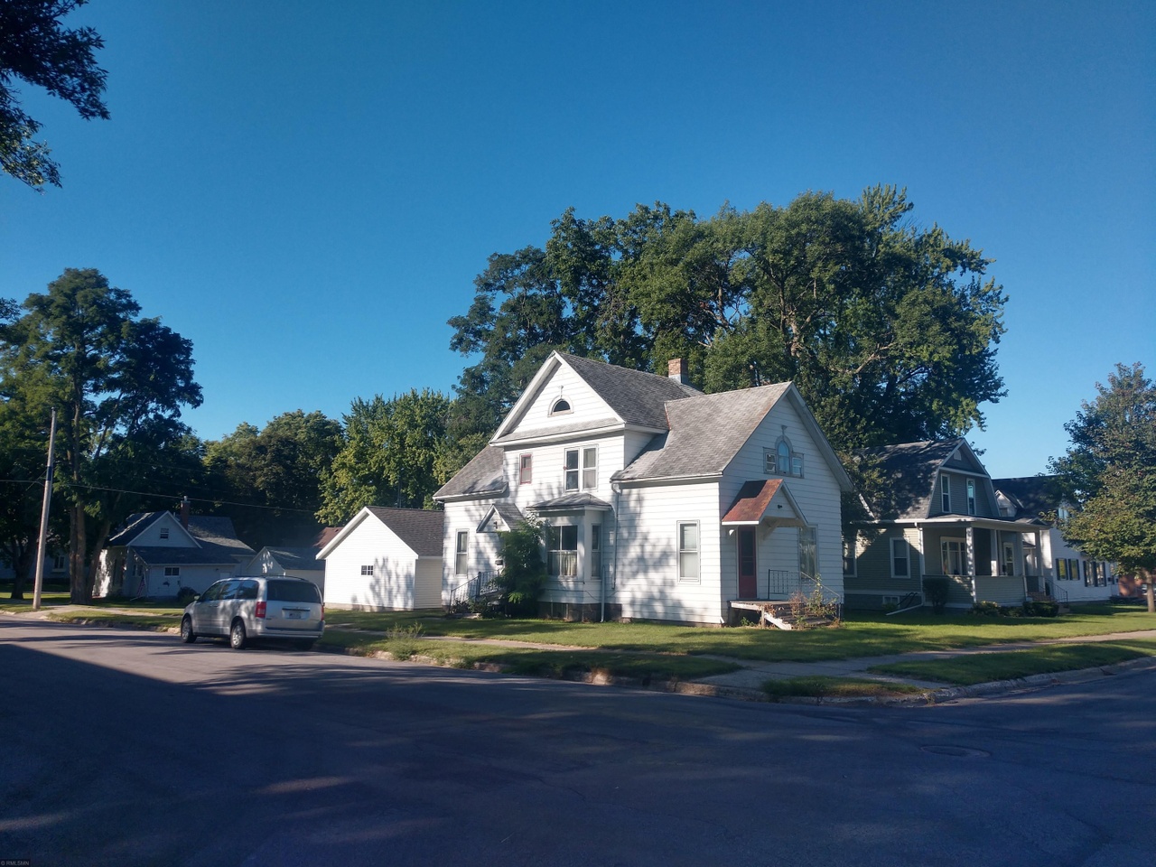 220 E 4th St, Redwood Falls, MN 56283 | MLS# 5652197 | Redfin