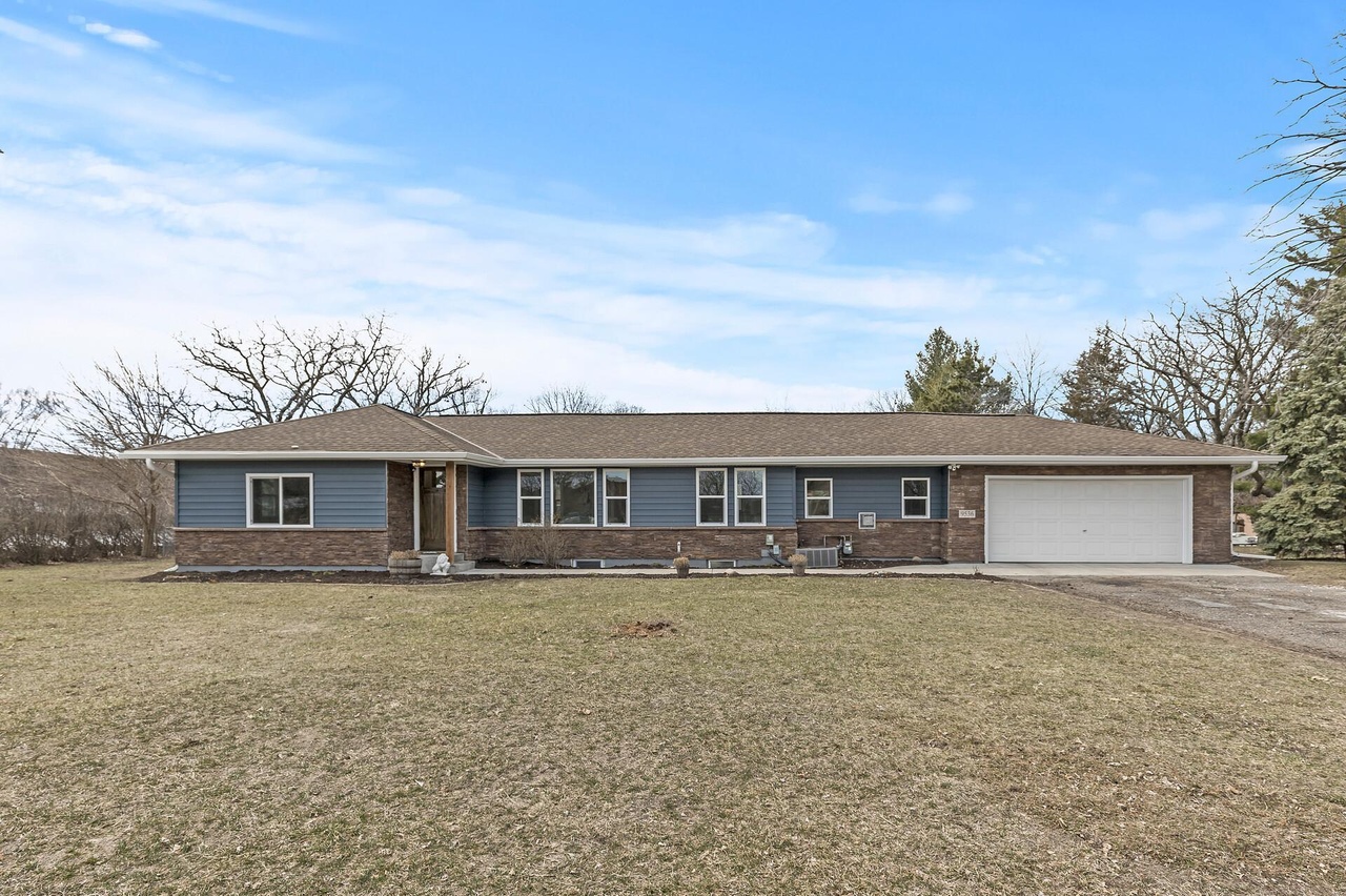 9536 Flintwood St NW, Coon Rapids, MN 55433 | MLS# 6510454 | Redfin