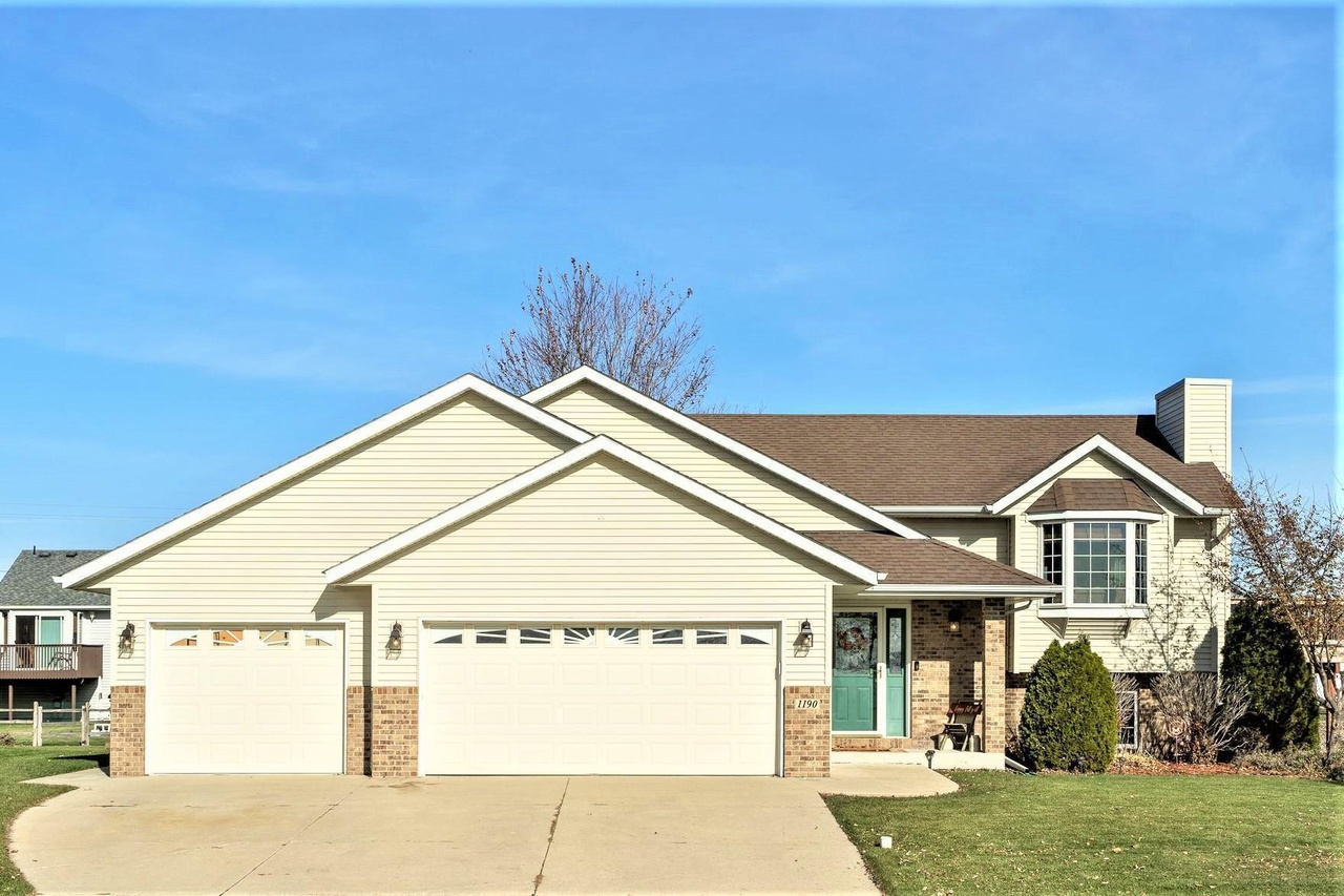 1190 Foxtail Ln, Owatonna, MN 55060 MLS 5683461 Redfin
