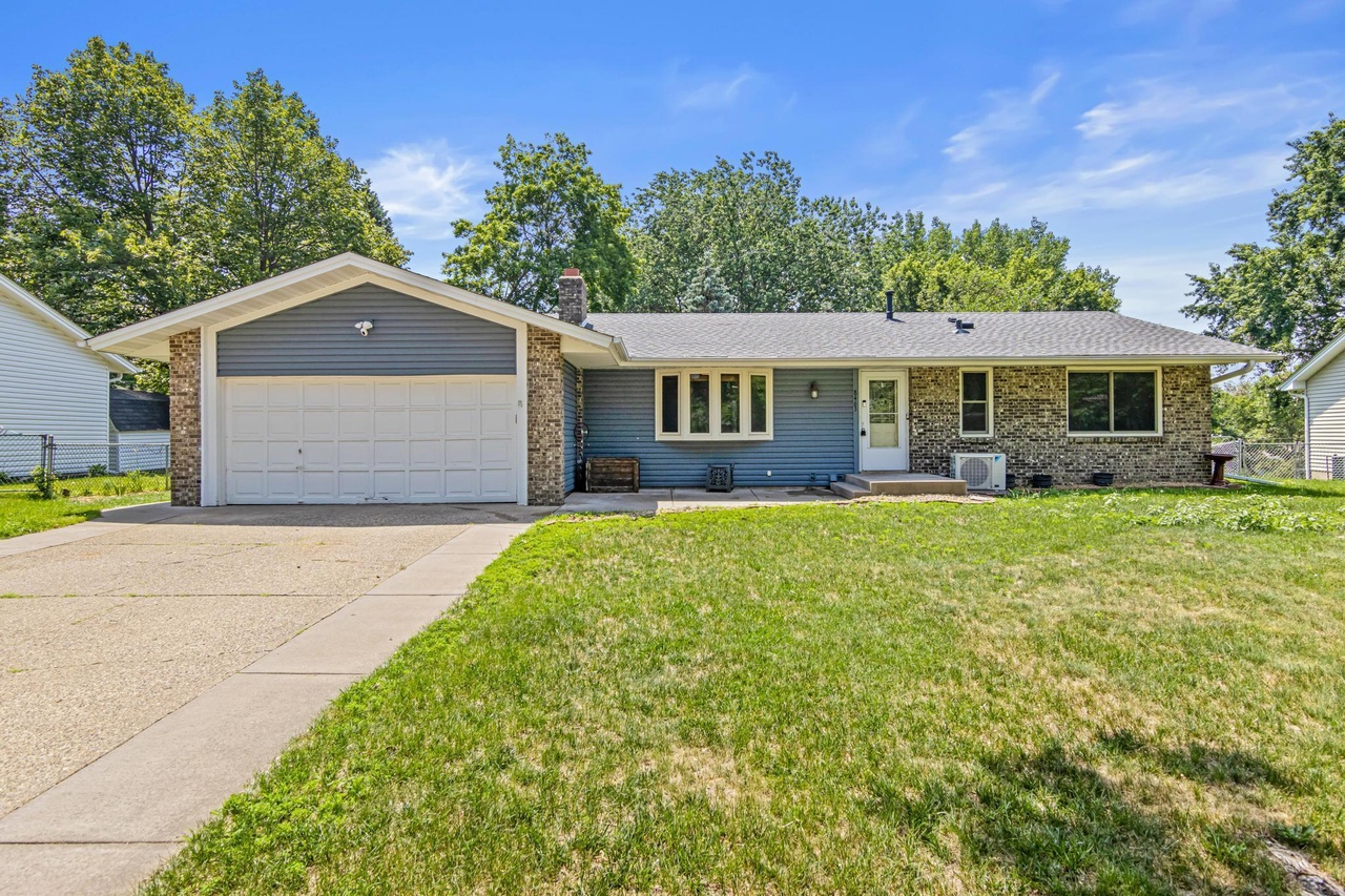 8463 Hillside Trl S, Cottage Grove, MN 55016 | MLS# 6386463 | Redfin