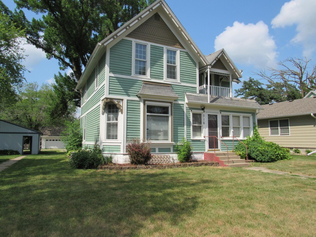 316 W 5th St, Blue Earth, MN 56013 MLS 6021543 Redfin
