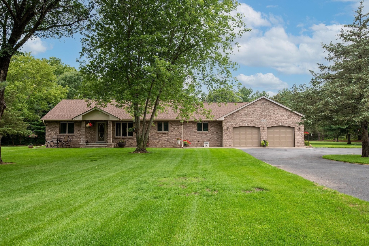 W12056 508th Ave, Prescott, WI 54021 | MLS# 6024653 | Redfin