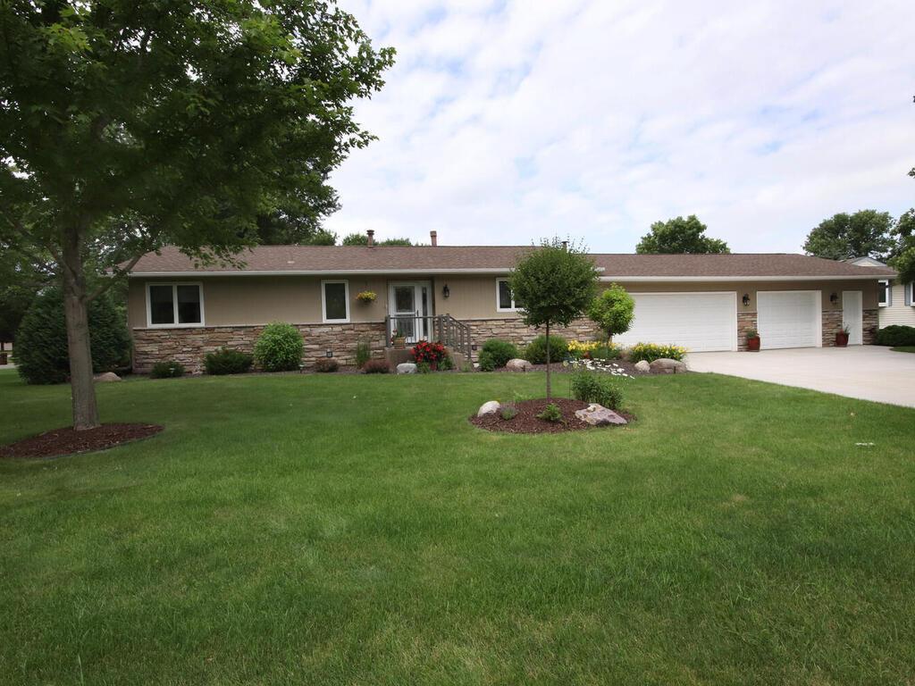 203 Meadow Ln, New Prague, MN 56071 MLS 5688682 Redfin