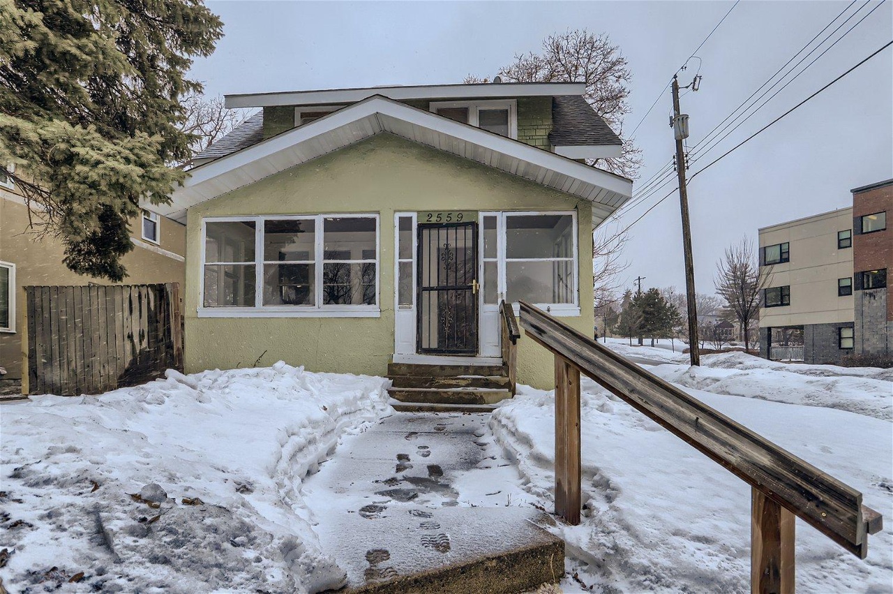 2559 W Broadway Ave, Minneapolis, MN 55411 MLS 6327709 Redfin